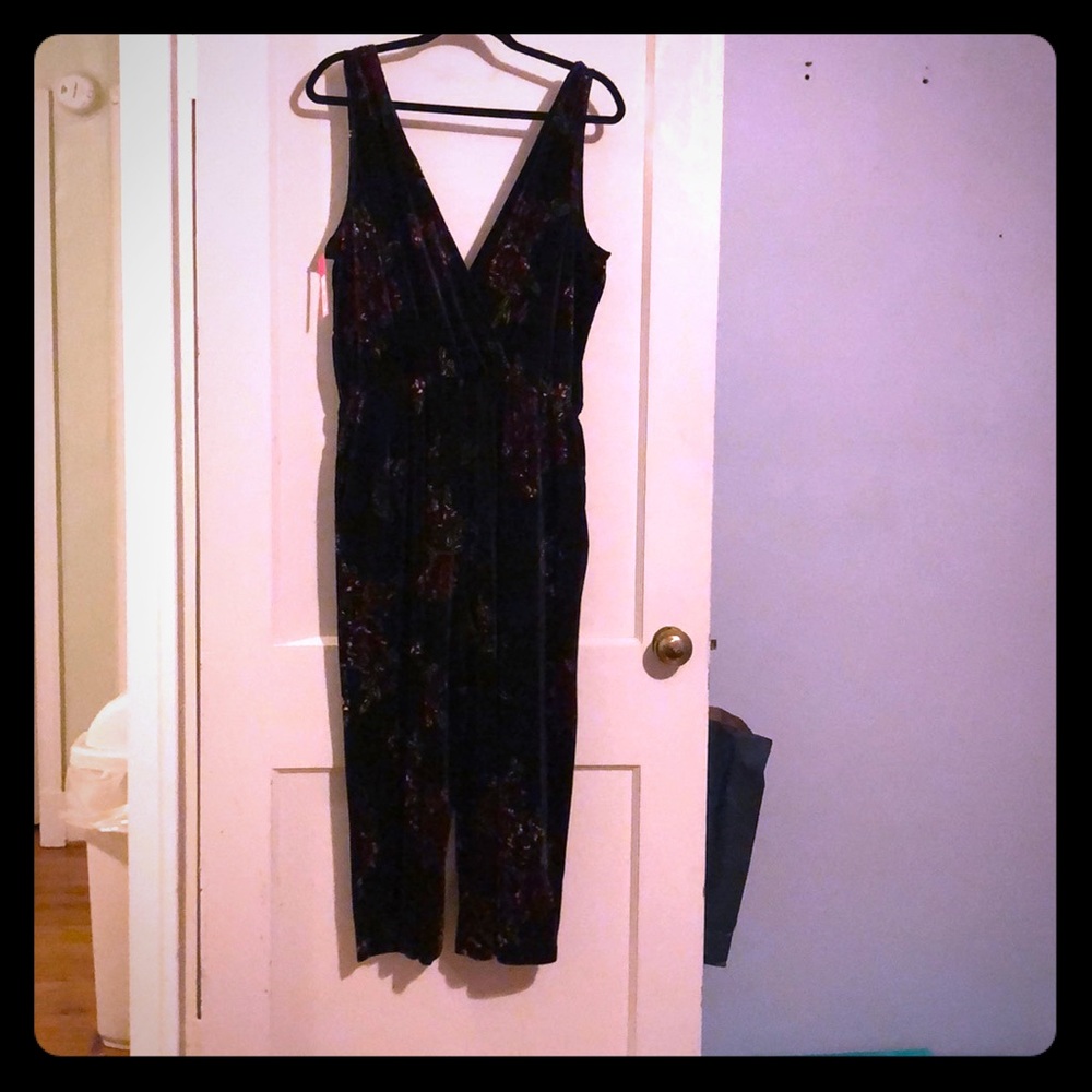 Velour Floral patterned Jumper